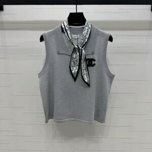 CHANEL2025 Spring/Summer latest series scarf lapel knitted vest!